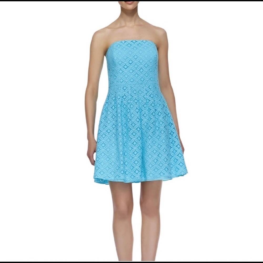 Lilly Pulitzer strapless dress with pockets